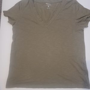 Madewell green shirt